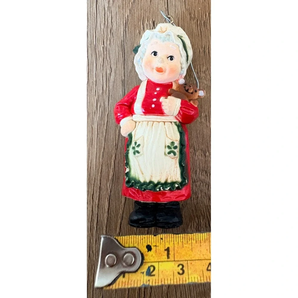 N/A holiday bear shape